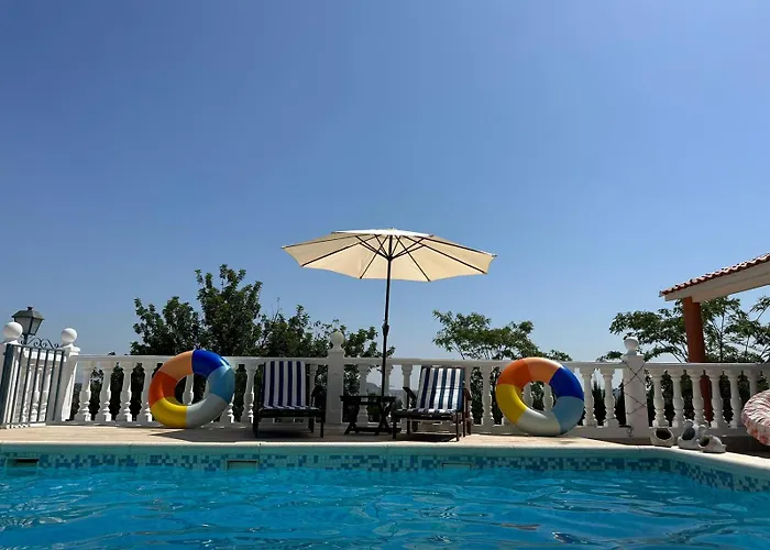 Casa Martinez Studios & Chambre D\'Hotes A 3 Kms De Montserrat Valencia